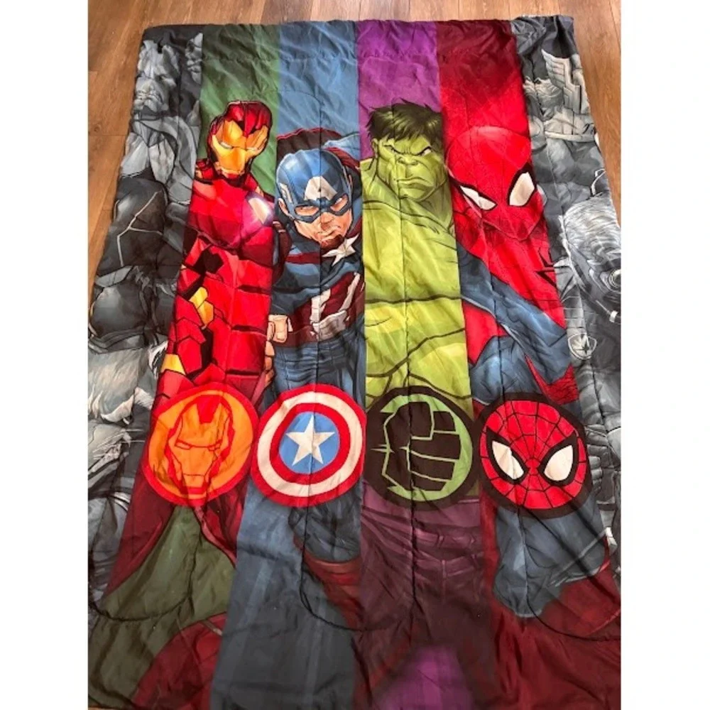 Marvel Avengers Twin Bedding Set Comforter Fitted Sheet Pillowcase Multicolor
